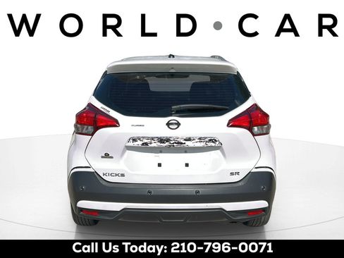 Used 2020 Nissan Kicks SR FWD image 4