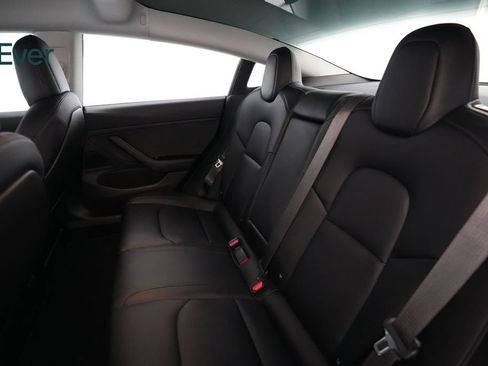Used 2018 Tesla Model 3 Long Range RWD image 24