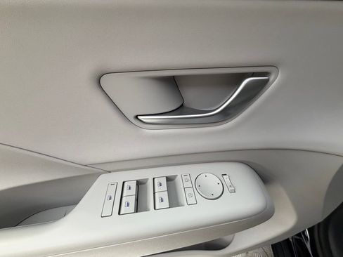 Used 2026 Hyundai Kona SEL Premium AWD/4WD image 26