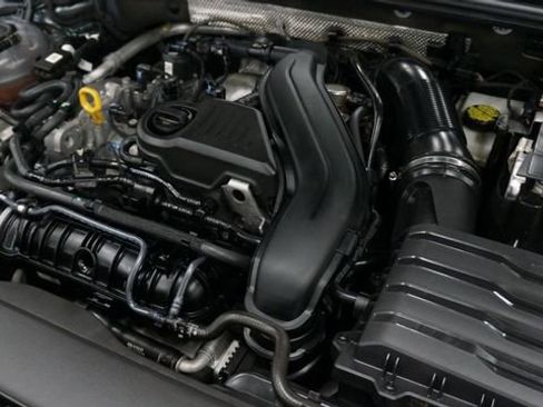 Certified 2023 Volkswagen Jetta SE image 64