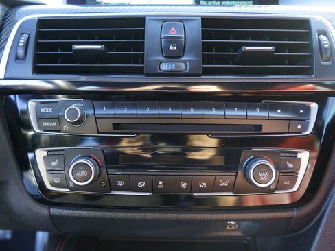 Used 2017 BMW M3 image 24