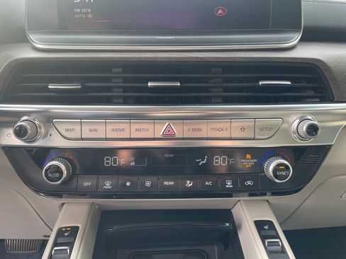 Used 2022 Kia Telluride EX FWD image 17