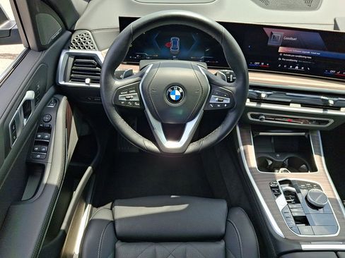 Used 2026 BMW X5 xDrive40i w/ Premium Package AWD/4WD image 11