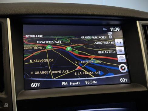 Used 2015 INFINITI Q50 Sport w/ Deluxe Touring Package image 8