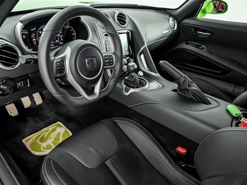 Used 2014 SRT Viper GTS RWD image 16
