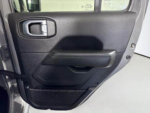 Used 2021 Jeep Wrangler Unlimited Rubicon 4xe w/ Steel Bumper Group image 28