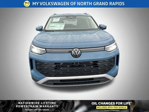 New 2026 Volkswagen Tiguan SE image 8