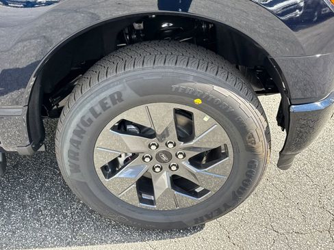 New 2025 Ford F150 Lightning Flash AWD/4WD image 13