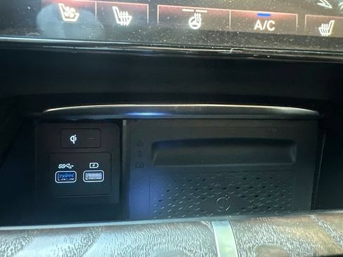 Used 2024 Genesis GV80 3.5T w/ Prestige Package AWD/4WD image 24