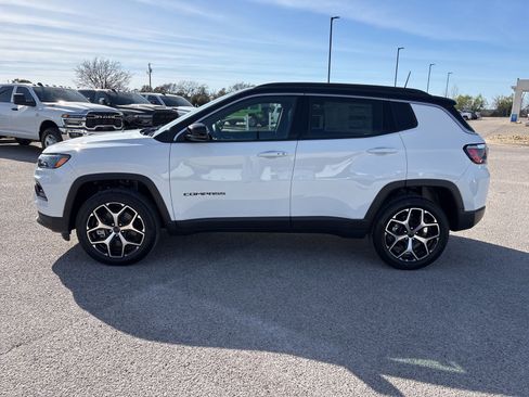 New 2026 Jeep Compass Limited image 2