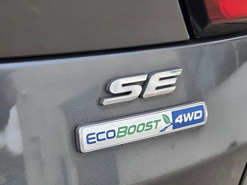 Used 2019 Ford Escape SE image 13