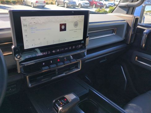 Used 2024 GMC Hummer EV 3X image 23