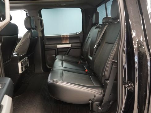 Used 2019 Ford F150 Lariat image 27