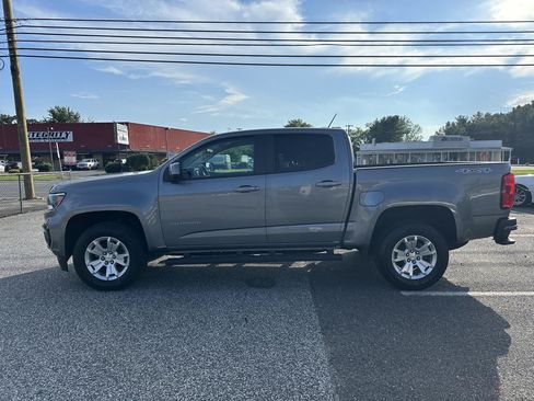 Used 2021 Chevrolet Colorado LT w/ Safety Package AWD/4WD image 8