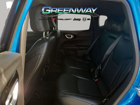 New 2026 Jeep Compass Latitude image 10