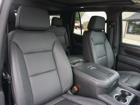 Used 2024 Chevrolet Tahoe LT w/ Luxury Package AWD/4WD image 34