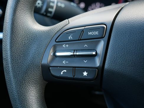 Certified 2023 Hyundai Kona SEL image 31