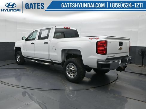 Used 2016 Chevrolet Silverado 2500 W/T AWD/4WD image 8