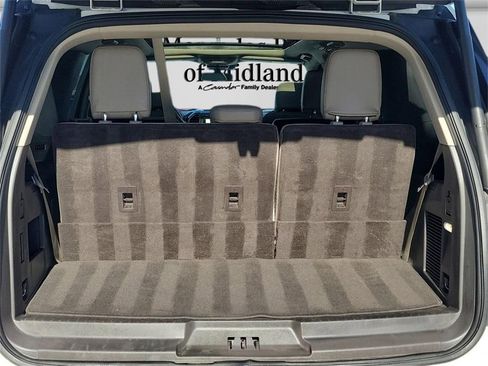 Used 2021 Ford Expedition Limited image 12