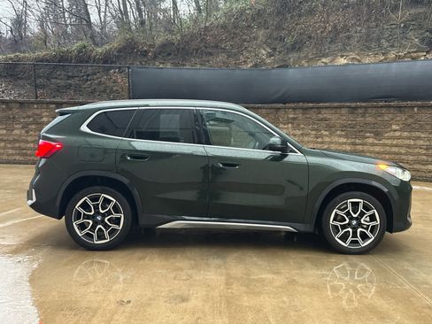 Certified 2025 BMW X1 xDrive28i image 7