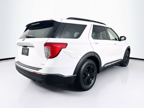 Used 2020 Ford Explorer XLT image 9