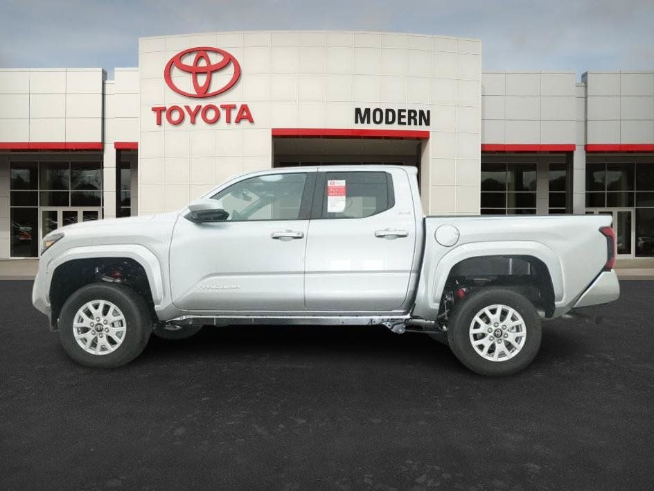 New 2025 Toyota Tacoma SR5 AWD/4WD image 26