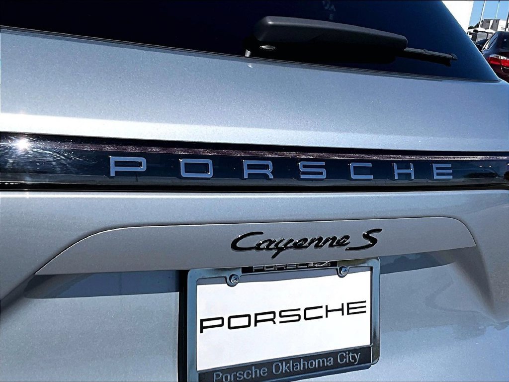 Certified 2023 Porsche Cayenne S AWD/4WD image 22