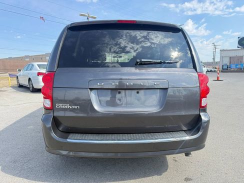 Used 2015 Dodge Grand Caravan SE w/ Quick Order Package 29E SE image 4