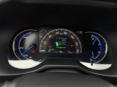 Used 2024 Toyota RAV4 AWD Hybrid image 13