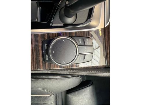 Used 2020 BMW M550i xDrive w/ Premium Package AWD/4WD image 24