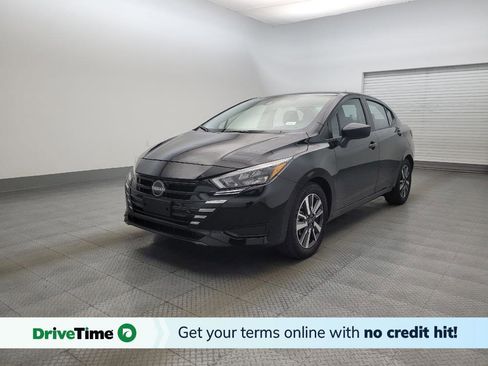 Used 2025 Nissan Versa S w/ S Plus Package FWD image 1