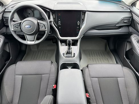 Certified 2025 Subaru Outback Premium AWD/4WD image 10