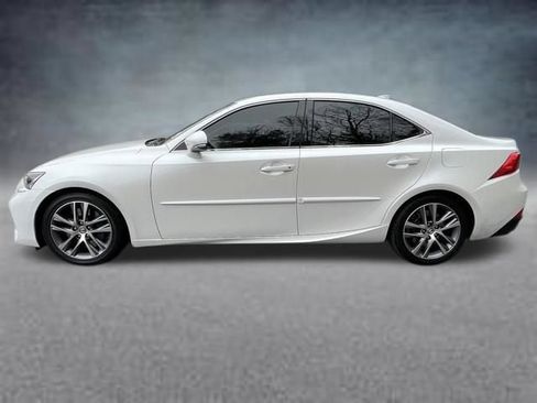 Used 2018 Lexus IS 300 AWD image 2