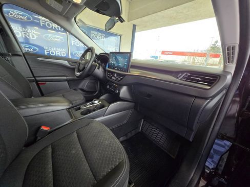 Used 2023 Ford Escape Active w/ Tech Pack #1 image 27