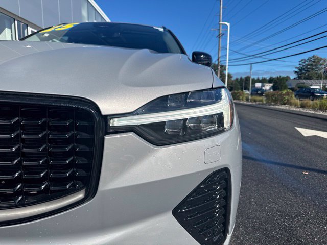 Certified 2025 Volvo XC60 B5 Plus AWD/4WD image 8