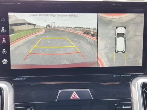 Certified 2022 Kia Sorento SX image 17