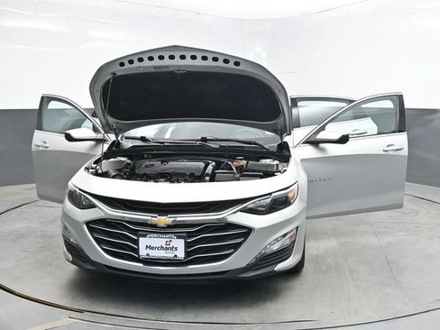 Used 2022 Chevrolet Malibu LT FWD image 47
