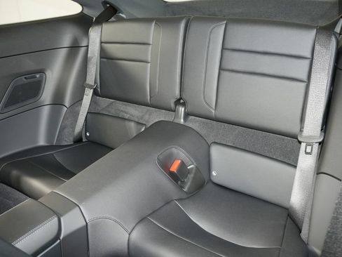 Certified 2024 Porsche 911 Carrera 4 AWD/4WD image 38
