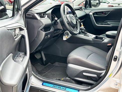New 2025 Toyota RAV4 LE image 10