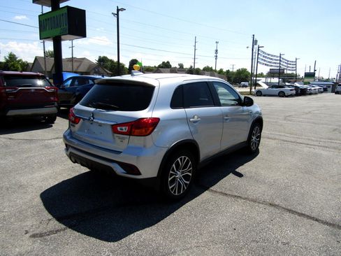 Used 2018 Mitsubishi Outlander Sport SE image 7