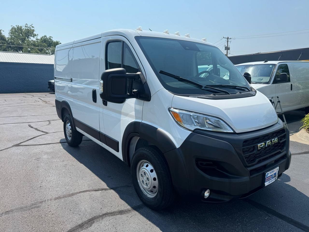 Used 2023 RAM ProMaster 1500 w/ Convenience Group FWD image 3