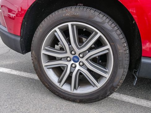 Used 2021 Ford Edge Titanium w/ Equipment Group 301A FWD image 10