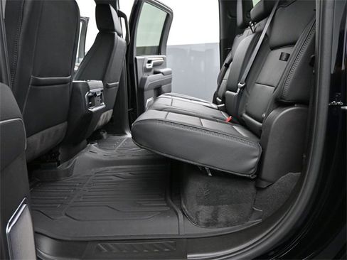 New 2025 GMC Sierra 2500 Denali w/ Denali Reserve Package image 13