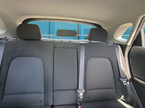 Used 2023 Hyundai Kona SEL FWD image 22