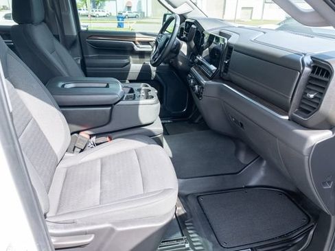 Used 2025 Chevrolet Silverado 1500 LT Trail Boss w/ Protection Package AWD/4WD image 40