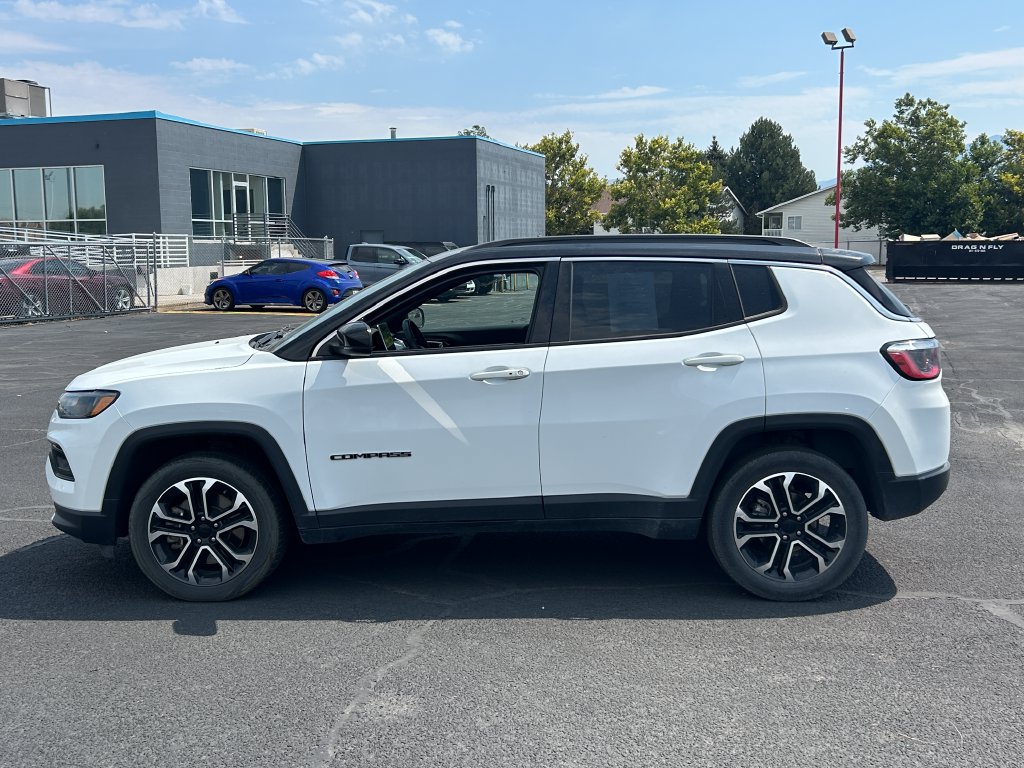 Used 2023 Jeep Compass Limited AWD/4WD image 7