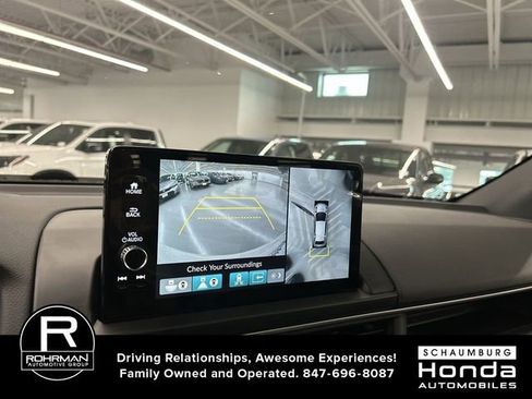 Certified 2025 Honda Pilot Black Edition image 6