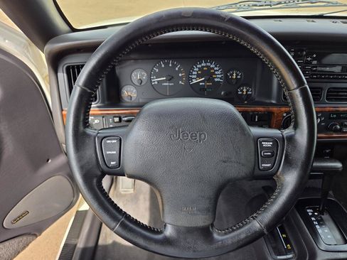 Used 1998 Jeep Grand Cherokee Limited AWD/4WD image 15