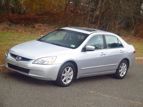 Used 2003 Honda Accord EX image 19