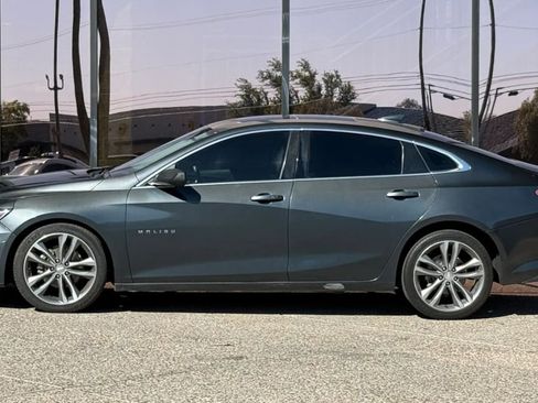 Used 2019 Chevrolet Malibu LT FWD image 4